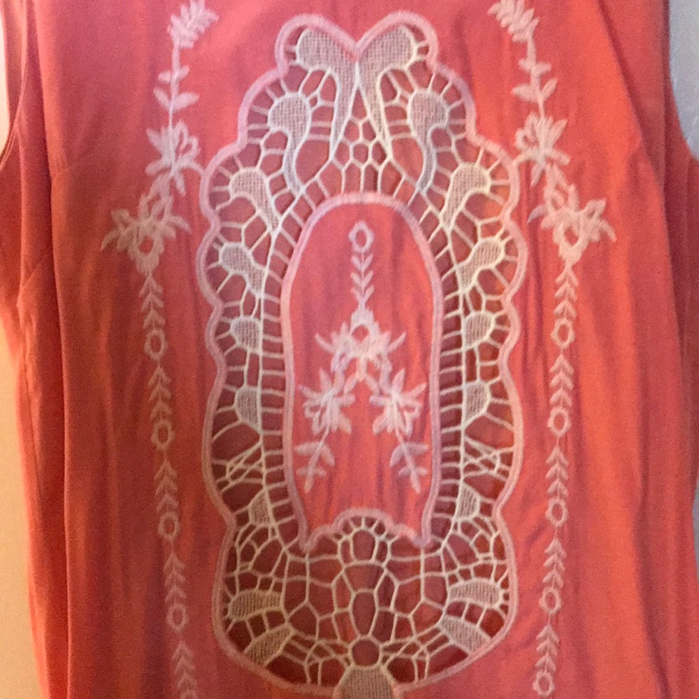 Dress - Picture 3 of 3